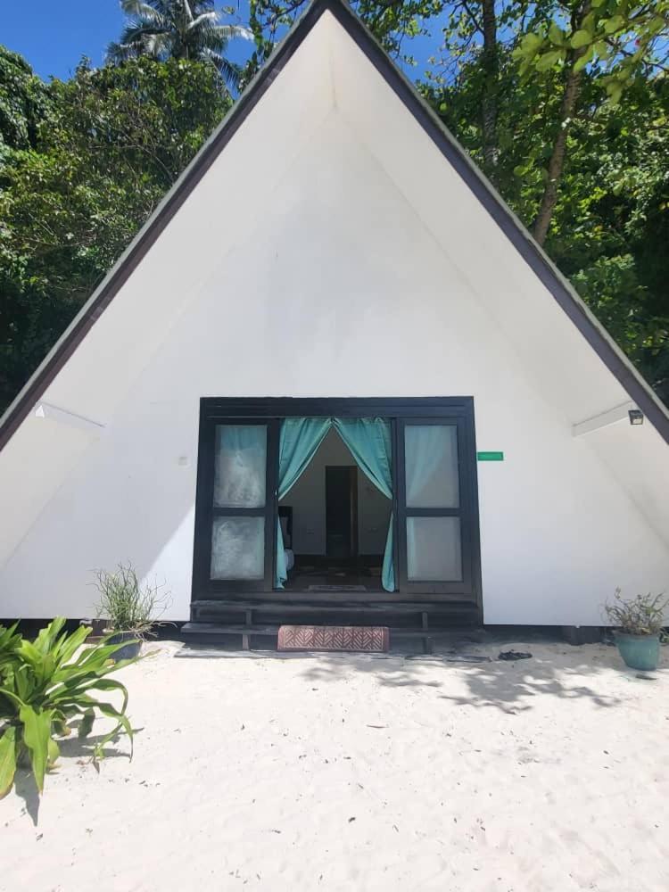 Dewati Roomstay B&B Lang Tengah Buitenkant foto