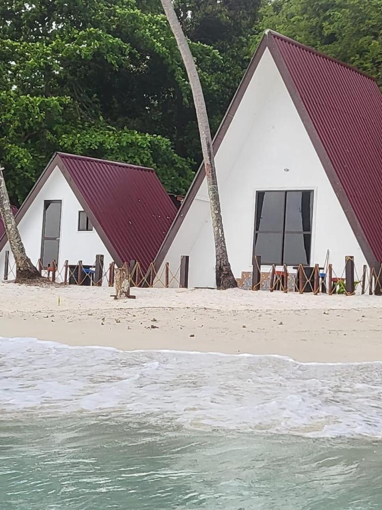 Dewati Roomstay B&B Lang Tengah Buitenkant foto